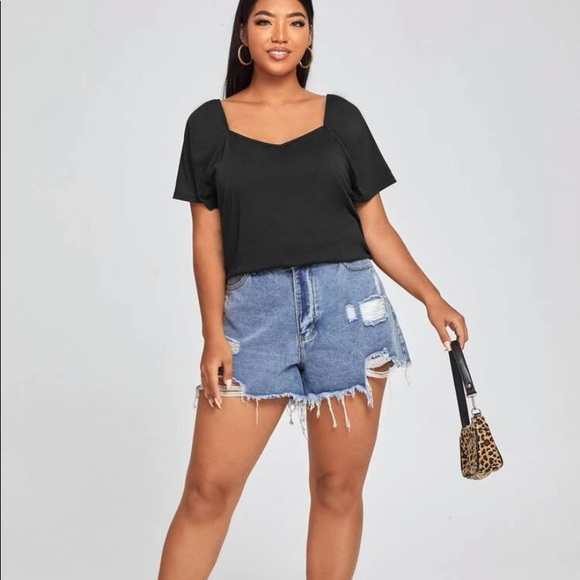 Black Solid Puff sleeve top - Picture 10 of 10